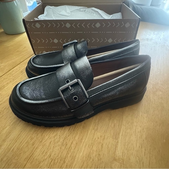 Zodiac Women's Black Renee Loafer Silver Black 7 - Picture 9 of 9